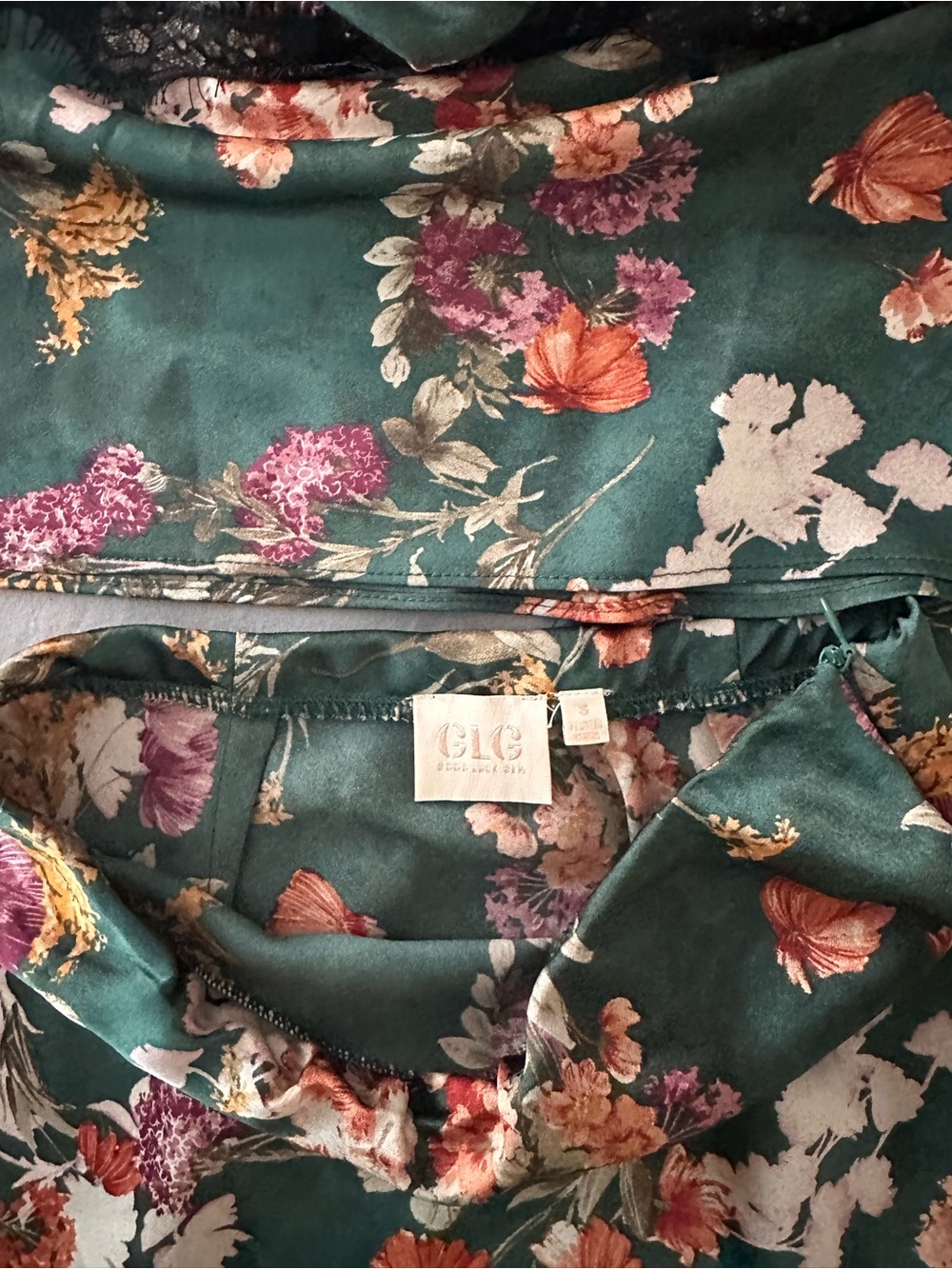 2 piece set - Cami and Midi Skirt - Satin Floral - Picture 3 of 5